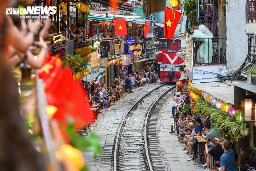 Hanoi’S Must-Visit Spots & Untold Tales From the Vietnam War
