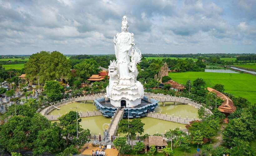 Highlights of Tay Ninh Day Trip With Food - Tour Overview