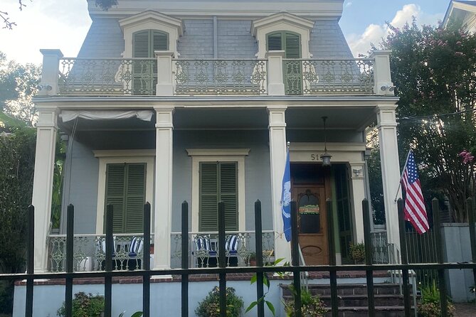 Highlights of the New Orleans Carrollton Neighborhood