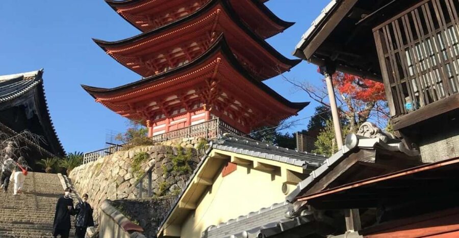 Hiroshima: Tour at Peace Memorial Park to Miyajima Island