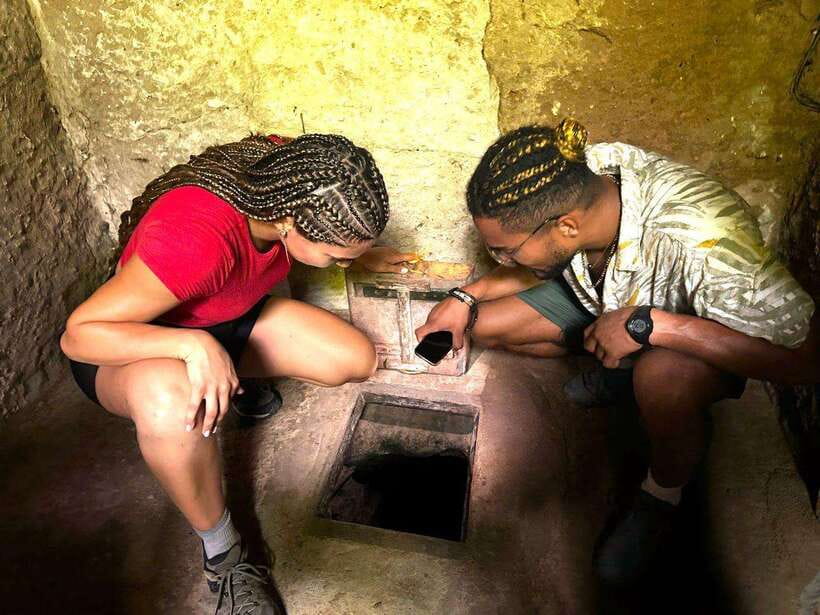 Ho Chi Minh: CuChi Tunnels, Black Virgin Mount&CaoDai Temple