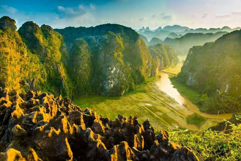 Hoa Lu - Tam Coc - Mua Cave 1 Day Tour (Limousine Transfer) - Tour Overview