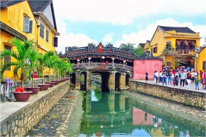 Hoi An: Ancient Town Walking Tour With Lantern Boat Ride - Tour Overview