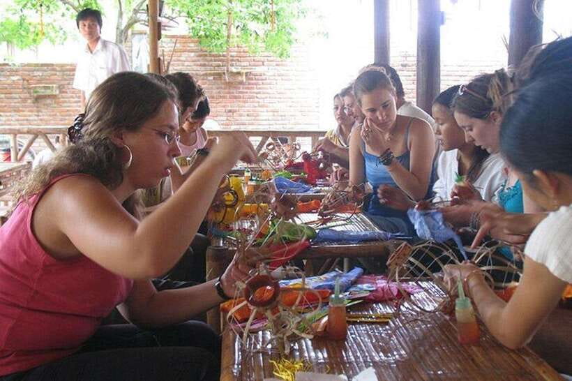Hoi An Fishing Boat Tour/Ceramic-Lantern-Hand Fan-Cafe Class - Tour Overview and Pricing