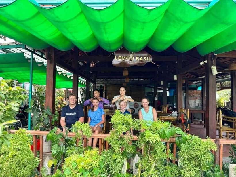 Hoi An: Market Tour and Farming and Cooking Class in Tra Que - Tour Overview and Pricing