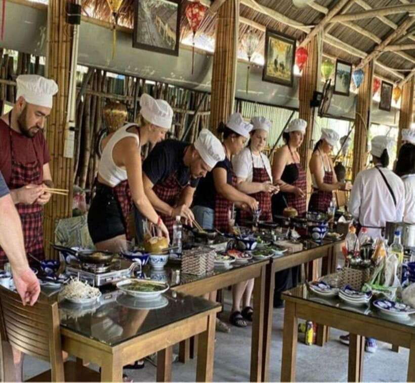 Hoi An: Private Cooking Class in Tra Que Herbs Village