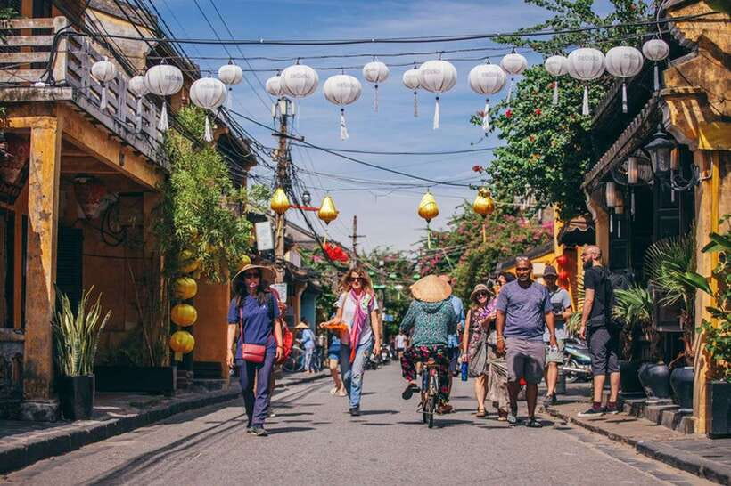 Hoi An: Sunset Food Tasting Tour - Tour Overview
