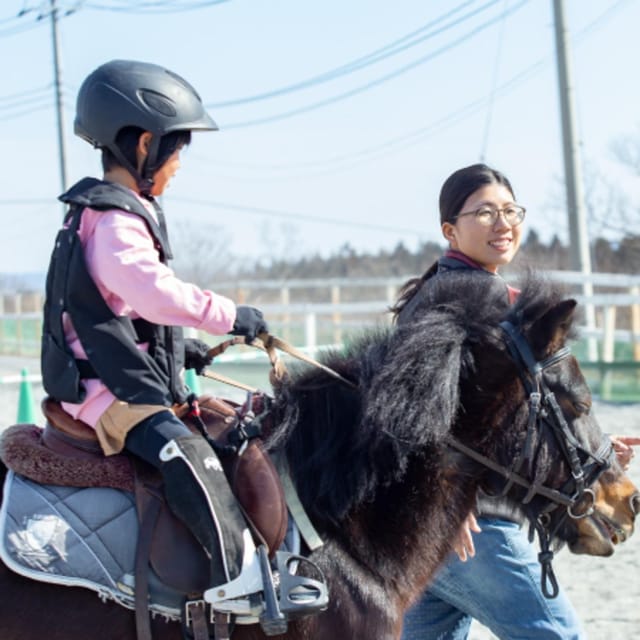 Horseback Riding Club to Learn About Connecting Lives