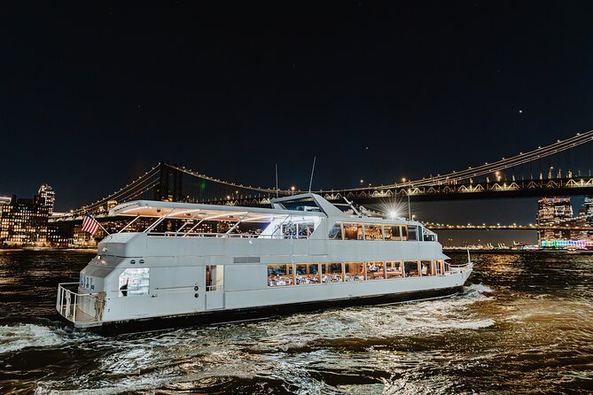 Hudson River Love: Valentines Dinner Cruises in NYC - A Romantic Evening on the Louisa Of The Seas