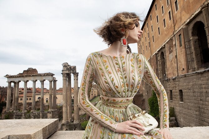 Incredible Private Photoshoot in the Wonders of Rome - Captivating Colosseum Photoshoot