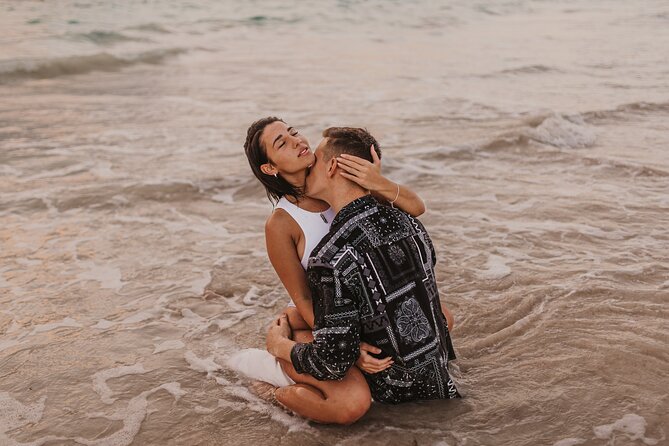 Isla Mujeres Photographer – Beach Photoshoot