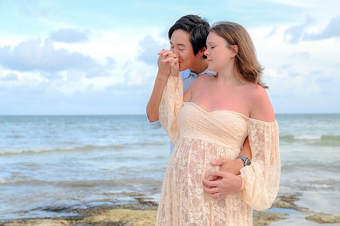 Island Maternity Bliss Photoshoot