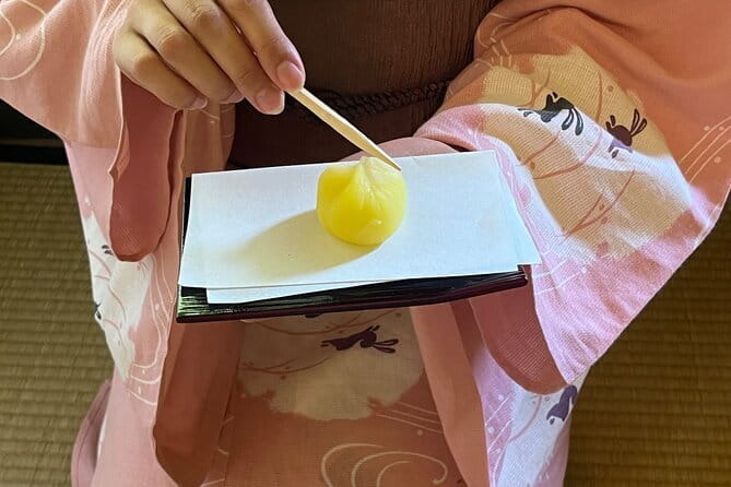 Kimono Tea Ceremony Experience in Kamakura