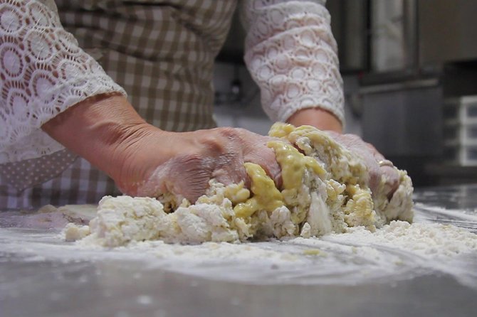 Kitchen Demonstration: the Realization of Cecio Ripieno
