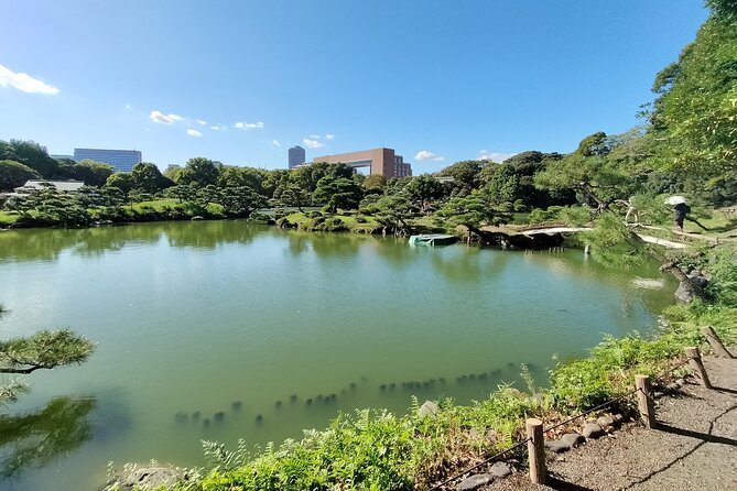 Kiyosumi Garden Sunamchi Ginza and Fukagawa Fudōdō Tour