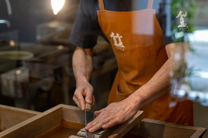 Knife Workshop With a Master Cutler