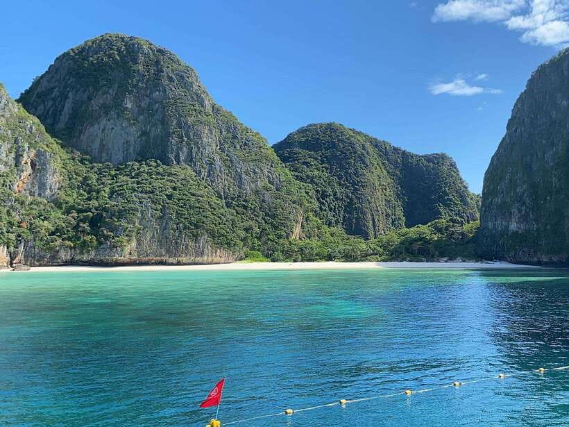 Koh Phi Phi: Maya Bay Private Longtail Boat Tour