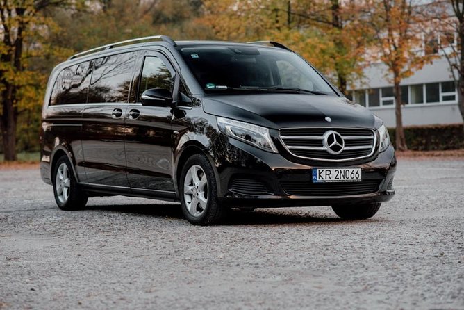 Krakow: Private Transfer To/From Vienna