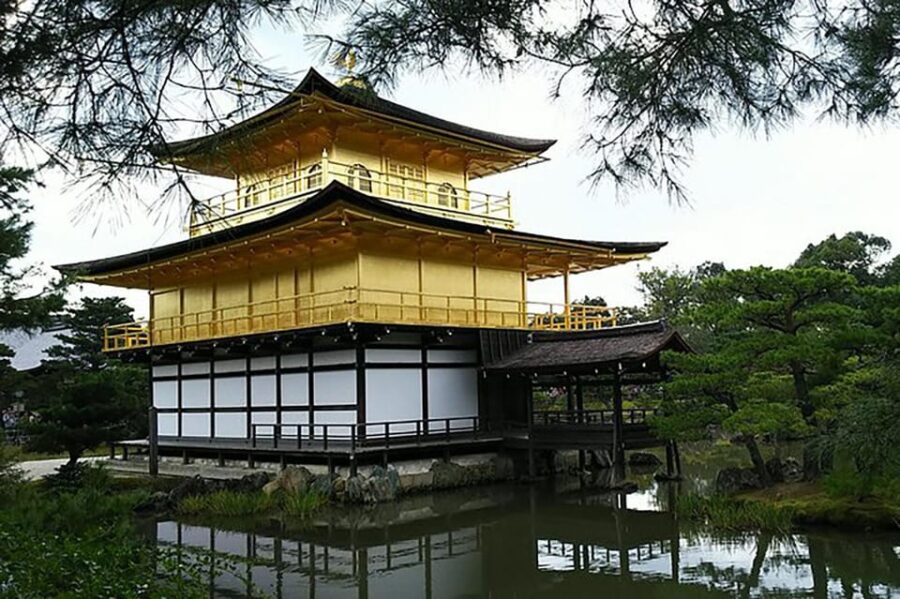 Kyoto Arashiyama & Golden Pavilion One-Day Walking Tour