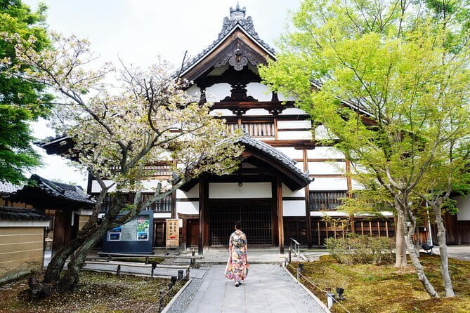 Kyoto Private Sightseeing Tour With Daily Chauffeur (From Osaka)
