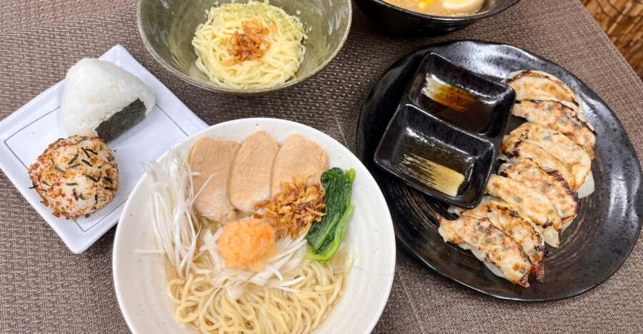 Kyoto: Ramen, Gyoza, and Onigiri Cooking Class - Class Overview