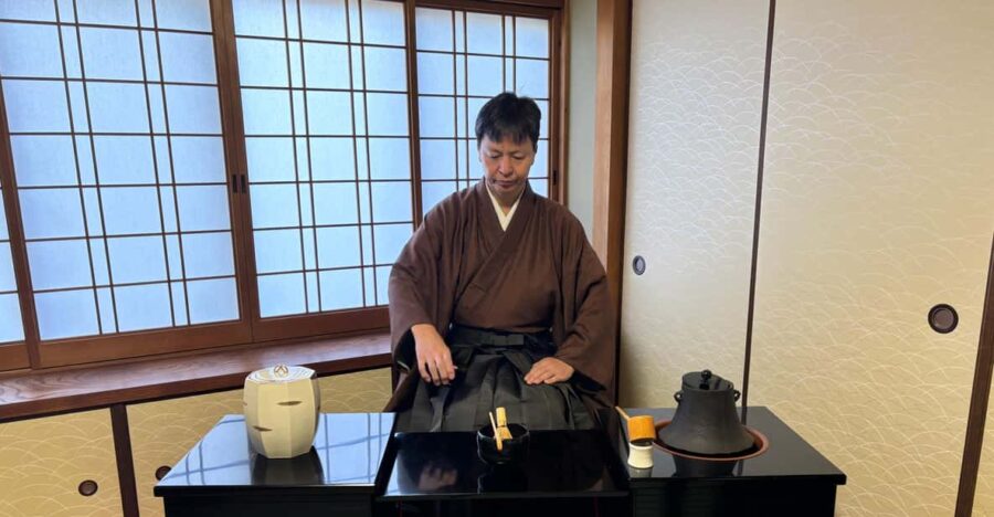 Kyoto: Tea Ceremony in 100 Years Old Townhouse With Chairs