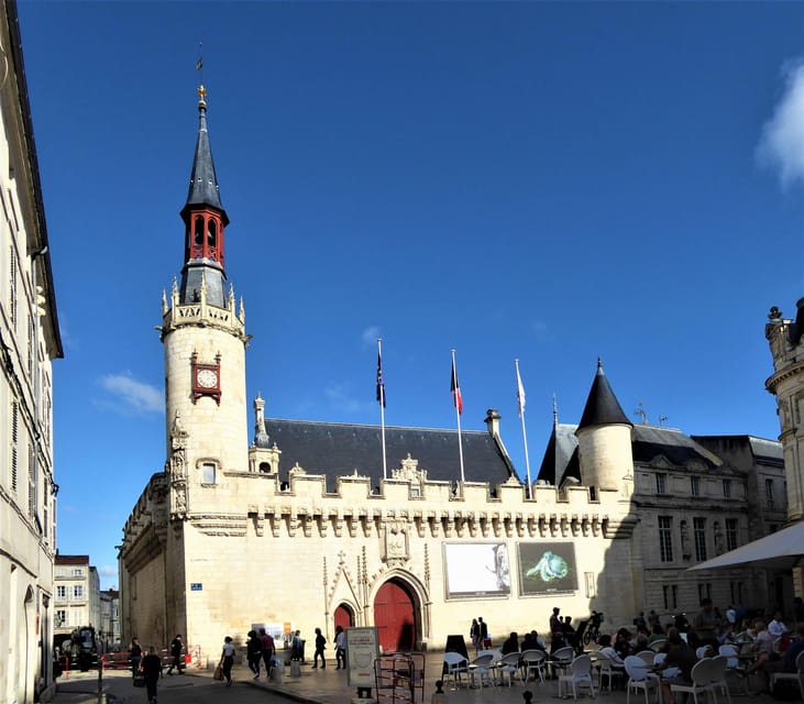 La Rochelle: Tour of the City With Fort Boyard Boat Trip