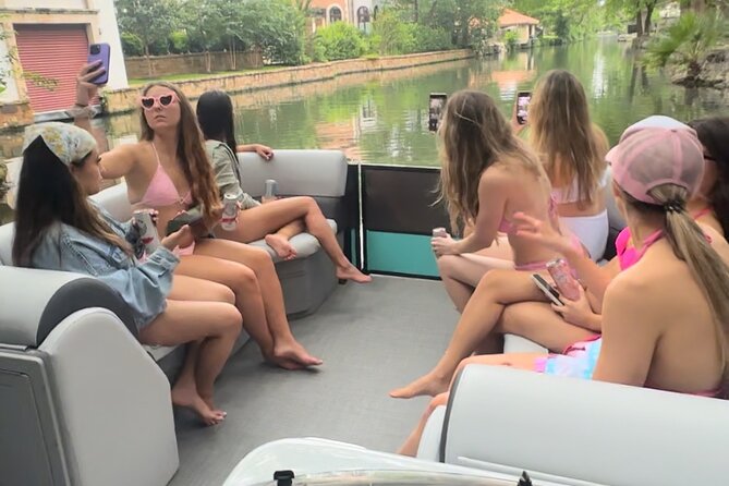 Lake Austin Boat Tour 3 Hours Captained up to 12 Guests