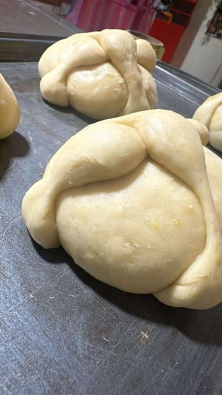 Learn to Cook Mexican Bread