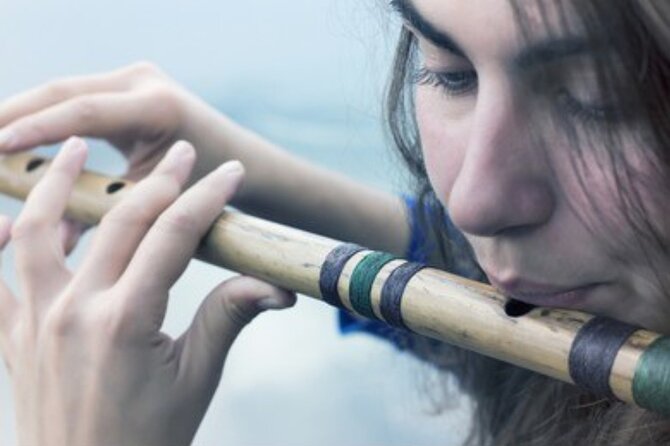 Learn to Play a Traditional Indian Instrument in Varanasi!