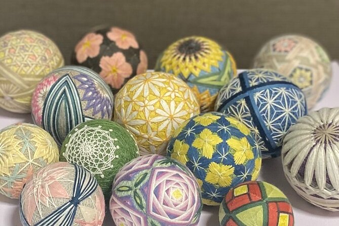 Lets Make a Japanese Hand Craft Temari Embroidered Ball !