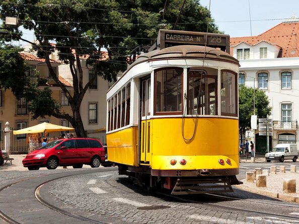 Lisbon: City Highlights Customizable Tour - Discovering Charming Neighborhoods
