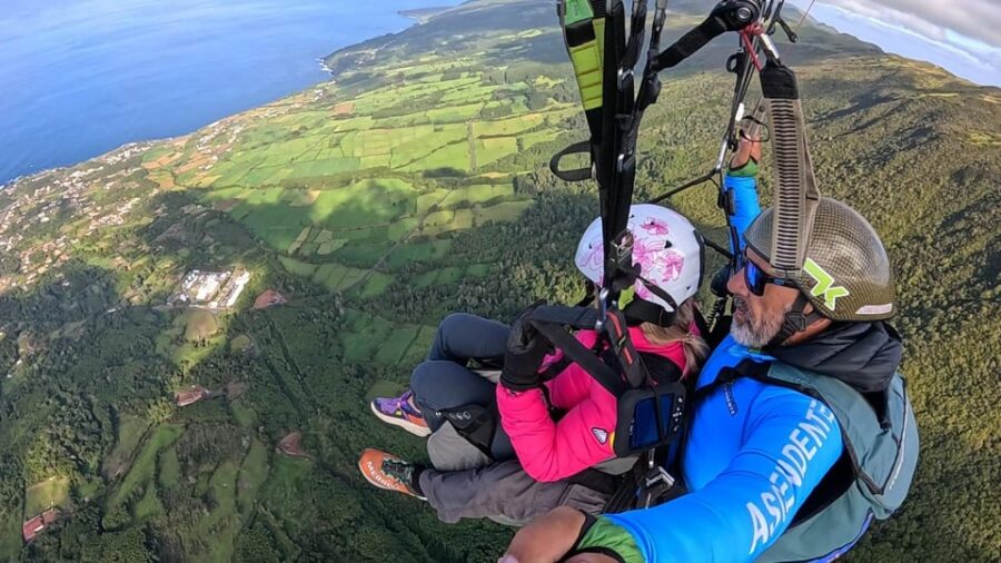 Lisbon: Paragliding Flight – Praia Das Bicas