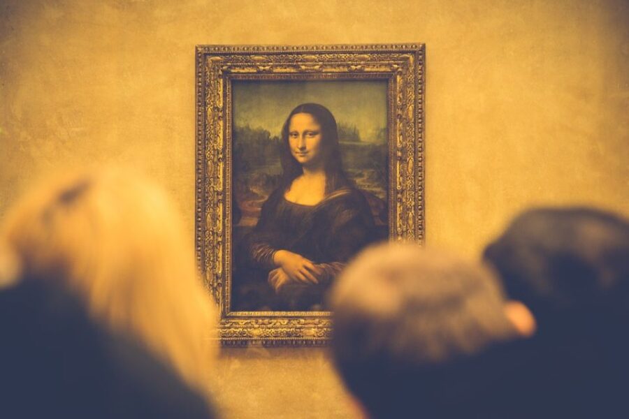 Louvre Museum Reserved Entry Ticket and Garden Walking Tour