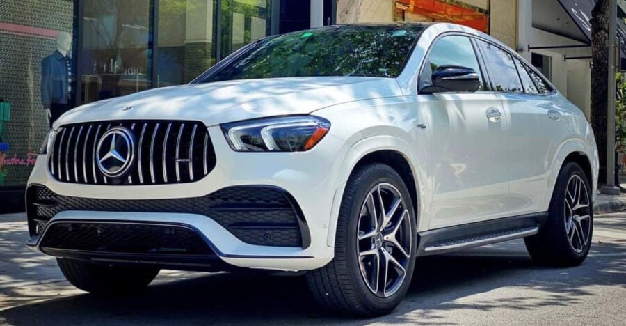 Luxury Car Rental