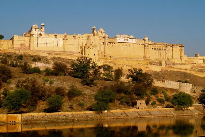 Luxury Delhi Agra Jaipur (Golden Triangle) With Varanasi in 08 Days
