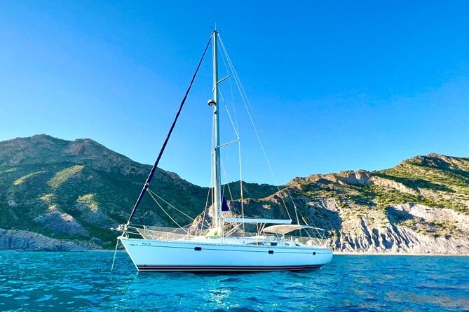 Luxury Sail Tour From Ibiza to Formentera