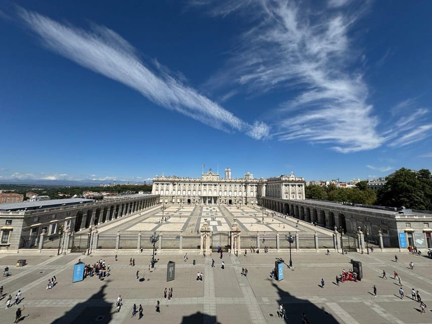 Madrid: Dark Legends and Mysteries Guided Walking Tour
