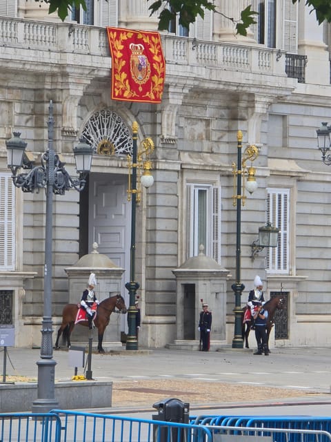 Madrid: Royal Palace Guided Tour W/ Skip-The-Line Entry - Tour Overview