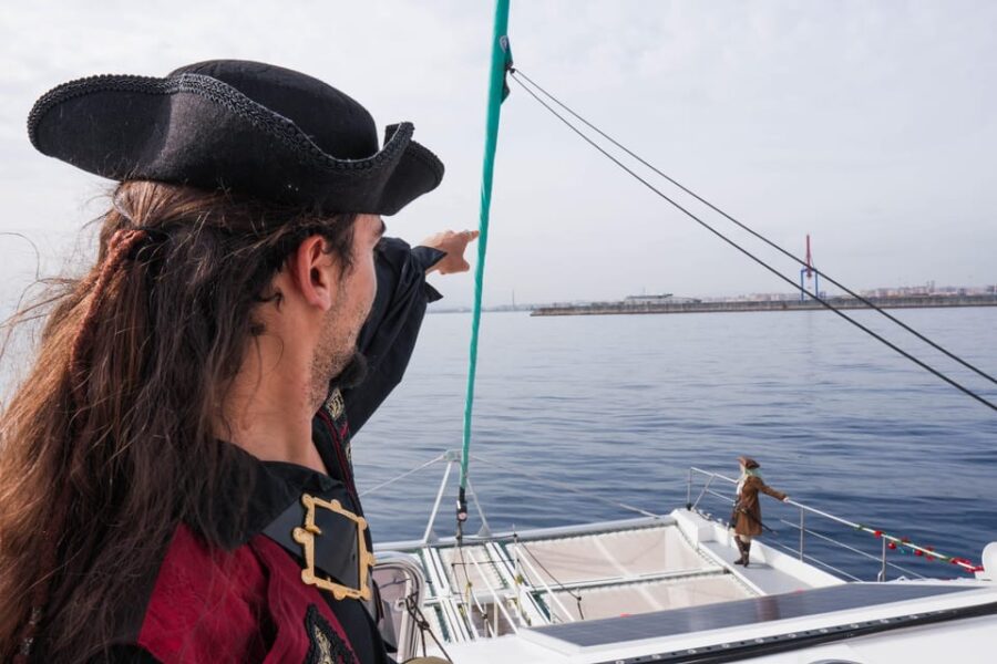 Malaga: Theatrical Boat Tour - Adventures on the High Seas - Activity Overview