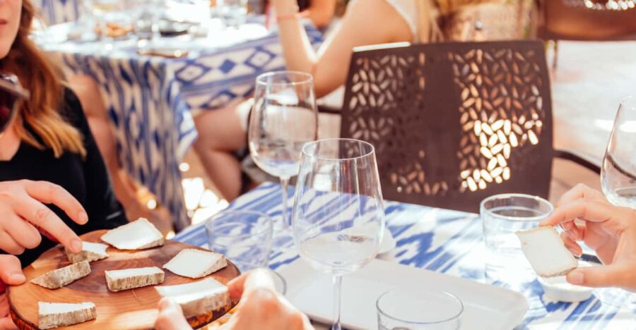 Mallorca Wine Tasting Experience: 4 Wines & Cheese - Experience Overview