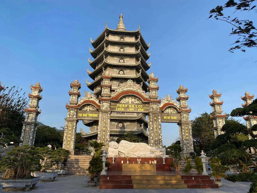 Marble Mountains – Hoi An – Boat Ride & Lantern Release Tour