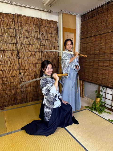 Matsumoto: Castle and Samurai Sword Fighting Night Tour