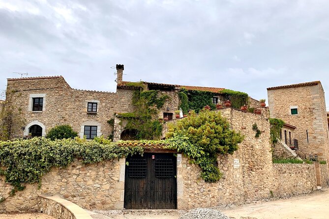 Modern, Inventive Catalan Cooking Class in Girona - Personalized Cooking Experience With Yves