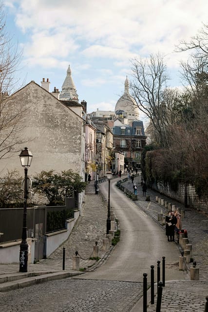Montmartre Walking Tour With Smartphone App - Tour Overview and Details