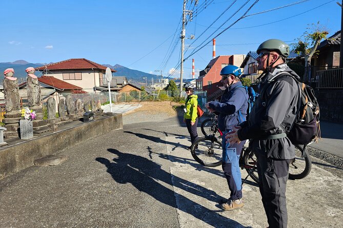 Mount Fuji E-Bike Tour: Explore Nature and History