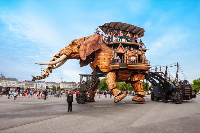 Nantes Scavenger Hunt and Best Landmarks Self-Guided Tour