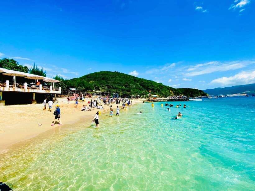 Nha Trang: Coral Reef Snorkeling and Floating Bar Party - Activity Overview