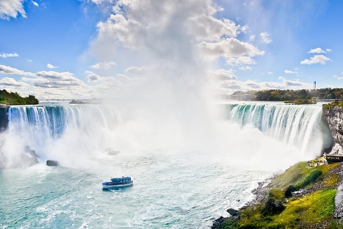 Niagara Falls, USA Day & Night Small Group Tour Plus Dinner