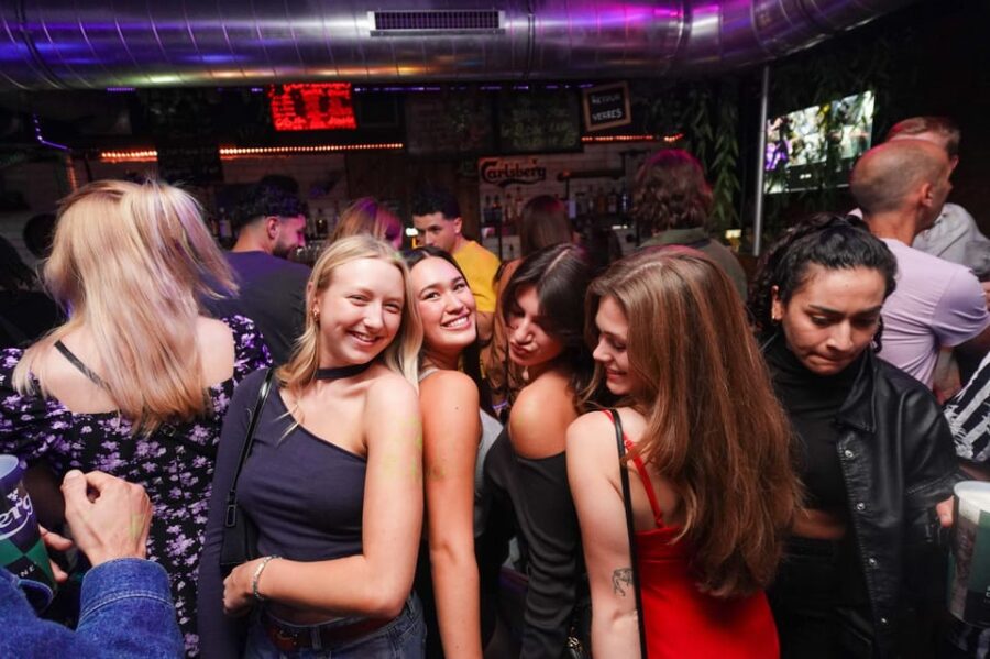 Nice :Pub Crawl With 6 Free Shots and VIP Bars&Club Access - Overview of the Guided Pub Crawl